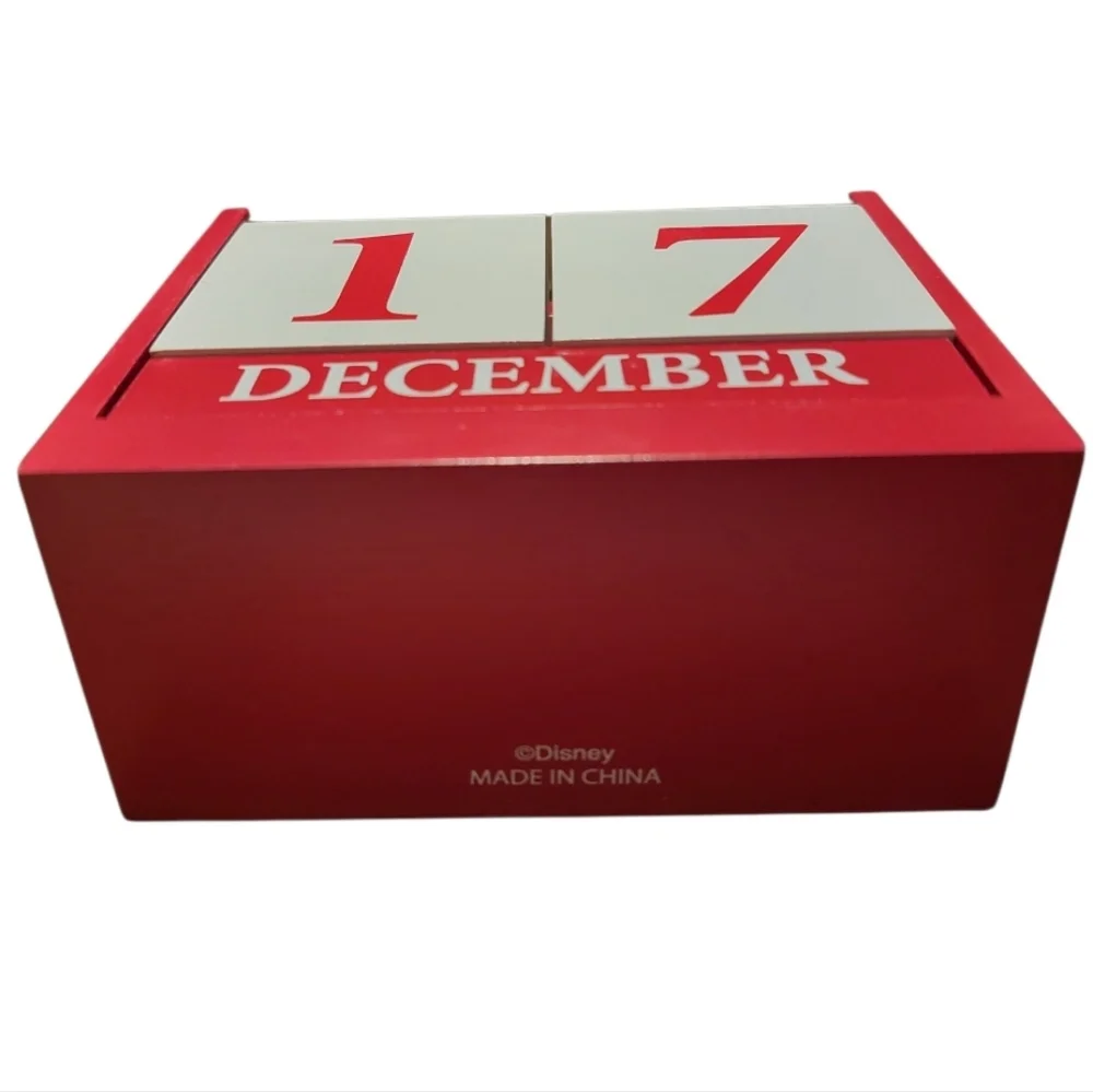DISNEY Mickey & Minnie Wooden Perpetual Block Calendar Desk Decor